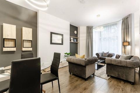 3 bedroom flat to rent, Bickenhall Street, Marylebone, London, W1U