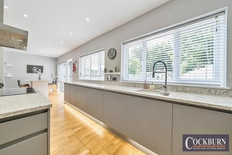 2 Leysdown Road, London, SE9 3LT