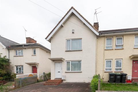 3 bedroom end of terrace house for sale, Dickens Road, Gravesend, Kent