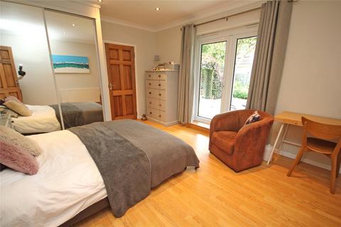 19 Appletree Close, New Milton, BH25 6PA