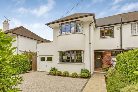 13 Beresford Avenue, Twickenham, TW1 2PY
