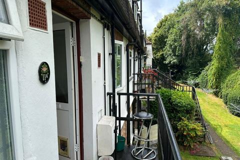 2 bedroom flat for sale, 11A Heath Court, Park Road, Uxbridge, Middlesex, UB8 1NU