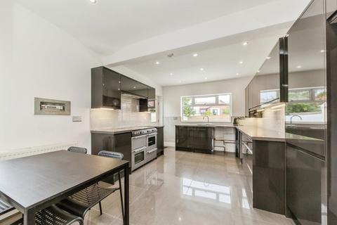 358 Crewe Road, Shavington, Crewe, CW2 5AB
