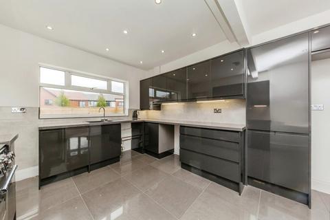 358 Crewe Road, Shavington, Crewe, CW2 5AB