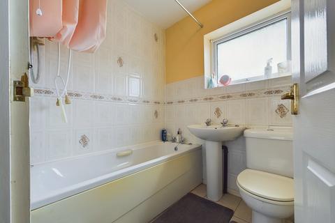 40 Grange Lane, Rushwick, Worcester, WR2 5TG