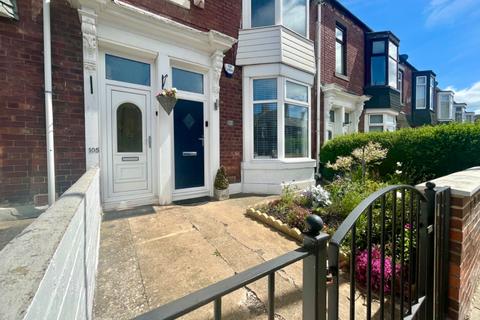 3 bedroom flat to rent, Mortimer Road, South Shields
