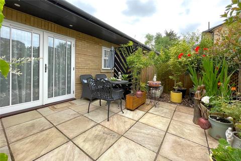 1 bedroom bungalow for sale, Bartons Road, Havant, Hampshire, PO9