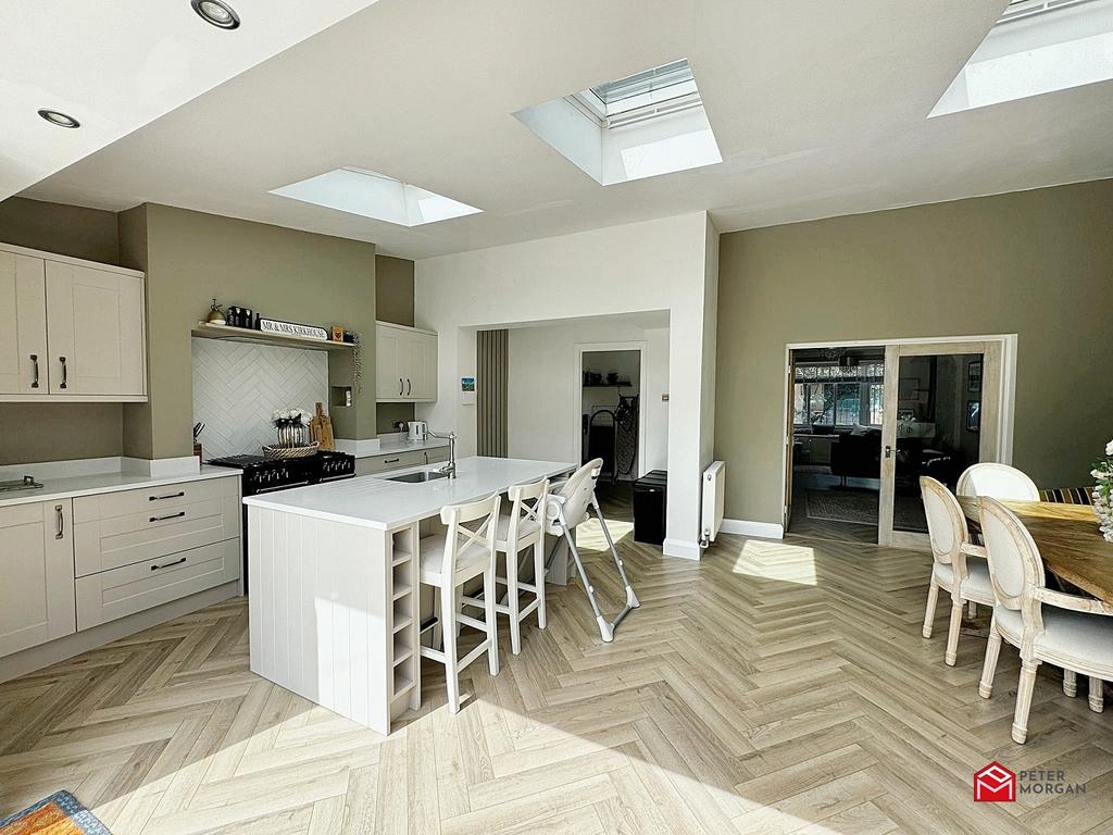 Dyfed Road, Neath, Neath Port Talbot.... 3 bed semidetached house for