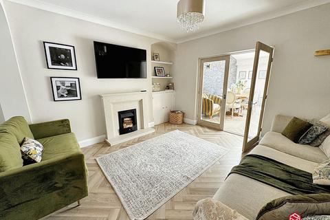 3 bedroom semi-detached house for sale, Dyfed Road, Neath, Neath Port Talbot. SA11 3AN