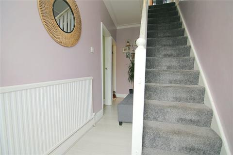 203 Moore Avenue, Bradford, BD7 4JR