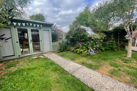4 bedroom detached bungalow for sale, Putton Lane, Weymouth