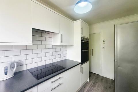 2 bedroom flat to rent, Highbank, Bolton Road, Pendlebury, Swinton, M27