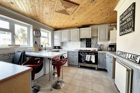 71 Beech Crescent, Hythe, Southampton, SO45 3QE