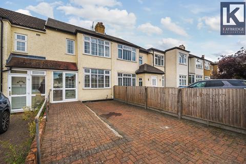 3 bedroom terraced house for sale, Rollesby Road, Chessington, KT9