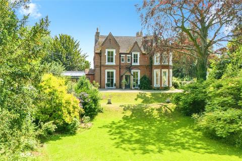 4 bedroom semi-detached house for sale, River Hill, Bramford, Ipswich, Suffolk, IP8