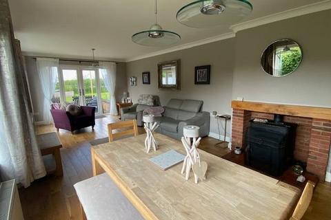 3 bedroom equestrian property for sale, Main Road, Grainthorpe, Louth, LN11 7HX