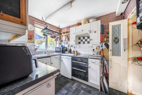 43 Bridge Road, Ickford, Aylesbury, HP18 9HU