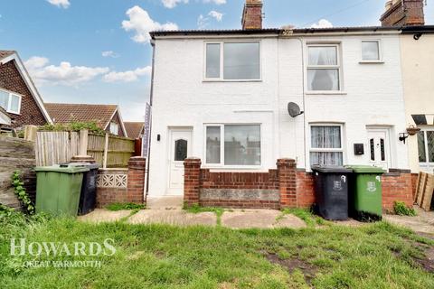 3 bedroom end of terrace house for sale, Victoria Street, Caister-on-Sea