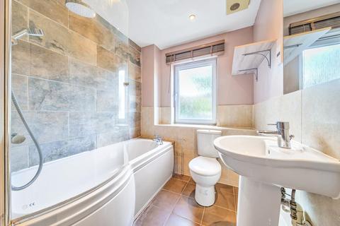 2, Wells Court Medhurst Drive, Bromley, BR1 4TF