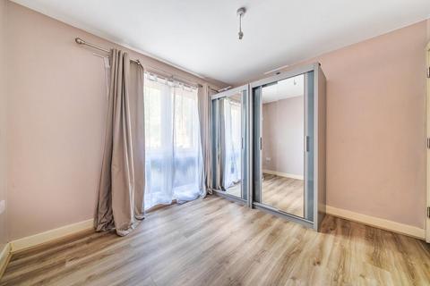 2, Wells Court Medhurst Drive, Bromley, BR1 4TF