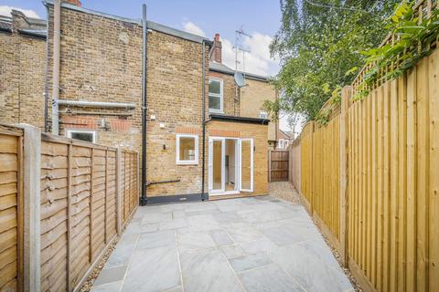 40 Inglemere Road, Mitcham, CR4 2BT