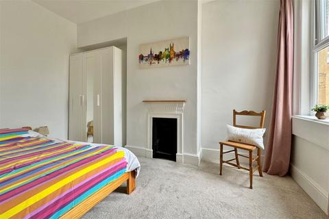 11 Arlington Road, Bath, BA2 3PG