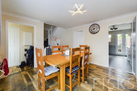 3 bedroom end of terrace house for sale, Jones Close, Southend-on-sea, SS2