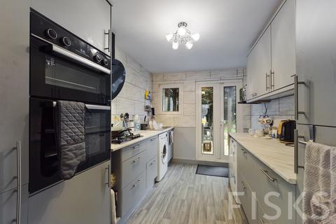 28 Jones Close, Southend-on-sea, SS2 6PF