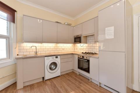 3 bedroom flat for sale, Chadwick Road, Leytonstone