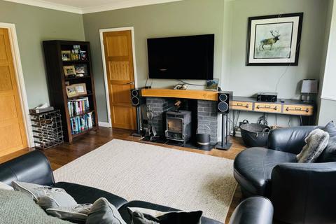 15 Bushythorn Road, Chew Stoke, Bristol, BS40 8XP