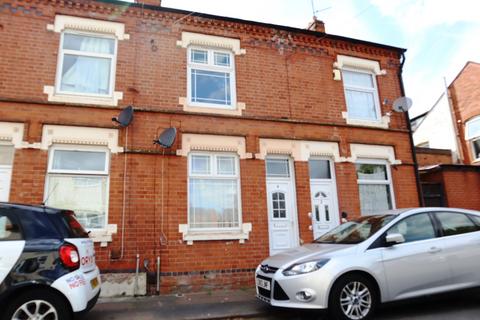 2 bedroom terraced house for sale, Mornington Street, Leicester LE5