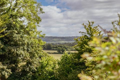 5 bedroom detached house for sale, Dancers End, Tring