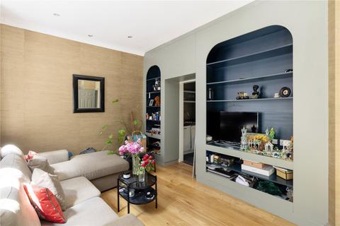 2 bedroom apartment to rent, Little Britain, London, EC1A