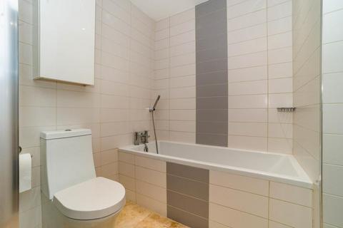 1 bedroom flat for sale, Hampstead,  London,  NW3