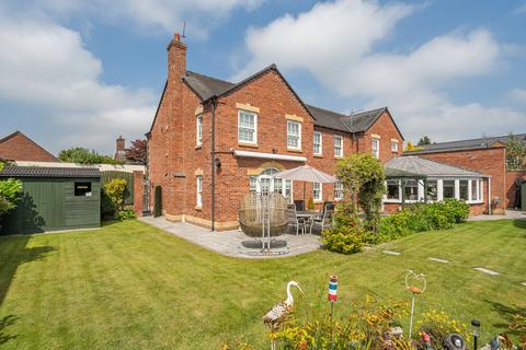 4 bedroom detached house for sale, Lower Farm, Oswestry SY10