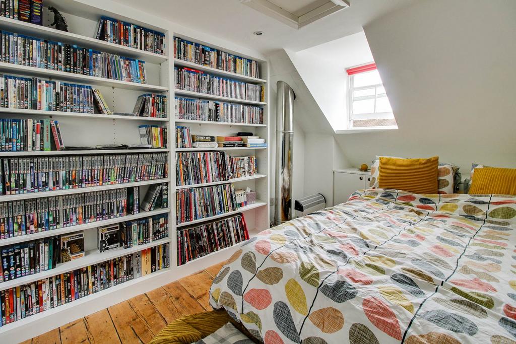 House in Lewes - More