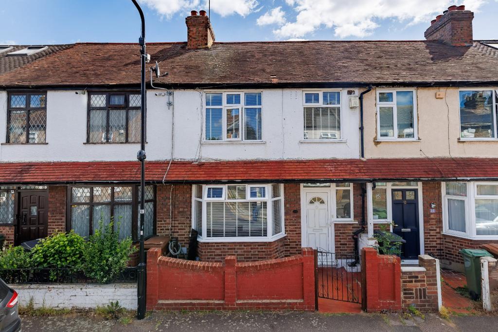 Oakfield Road, Walthamstow, E17 3 bed terraced house for sale £625,000