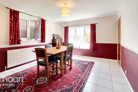 157 Limes Road, Hardwick, Cambridge, CB23 7XX