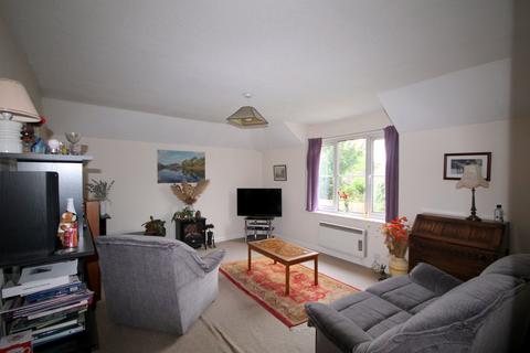 2 bedroom flat for sale, Rickmansworth Road, Harefield UB9