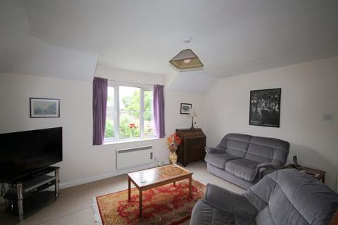 2 bedroom flat for sale, Rickmansworth Road, Harefield UB9