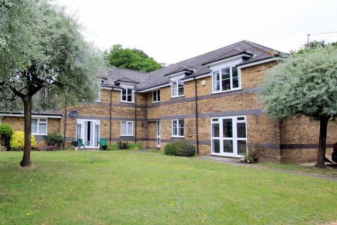 2 bedroom flat for sale, Rickmansworth Road, Harefield UB9