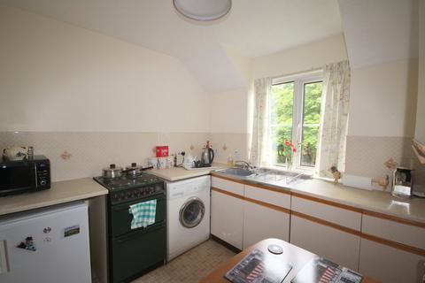 2 bedroom flat for sale, Rickmansworth Road, Harefield UB9