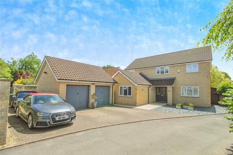 4 bedroom detached house for sale, Pound Farm Close, Hilperton