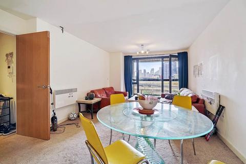 2 bedroom flat for sale, Hallsville Road, London E16