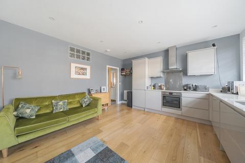 2 bedroom apartment for sale, London House, 134 High Street, Old Woking, GU22