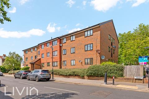 2 bedroom flat for sale, Meadowbridge Court, Croydon CR0