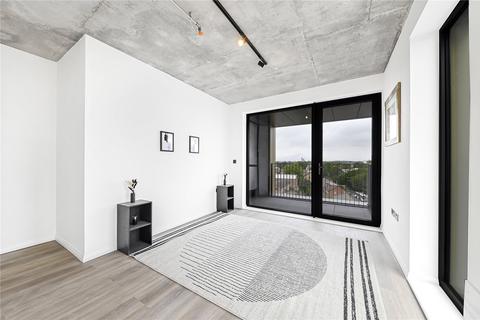 3 bedroom flat for sale, Windmill Lane, London E15