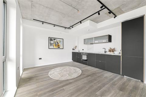 3 bedroom flat for sale, Windmill Lane, London E15