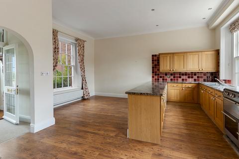 2 Rougemont Court, Exminster, Exeter, EX6 8TQ
