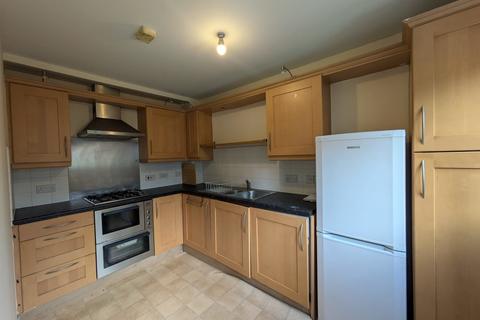 2 bedroom flat to rent, Avenuepark Street, Glasgow G20